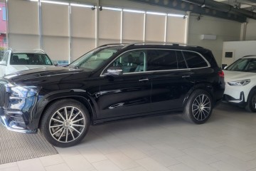 Salon Polska 313KM +22 hybryda