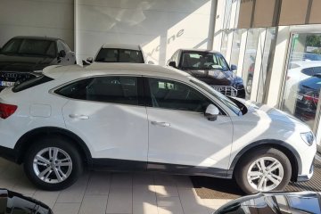 Salon Polska Sportback bogaty dwukolorowy Coupe SUV