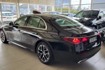 Salon Polska Aut 9G 4x4 5L radary