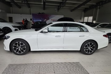 Salon Polska Aut 9G 4x4 5L radary