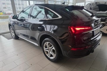 Salon Polska Wersja SUV 2023 najoszczędniejszy, rejestracja 2024